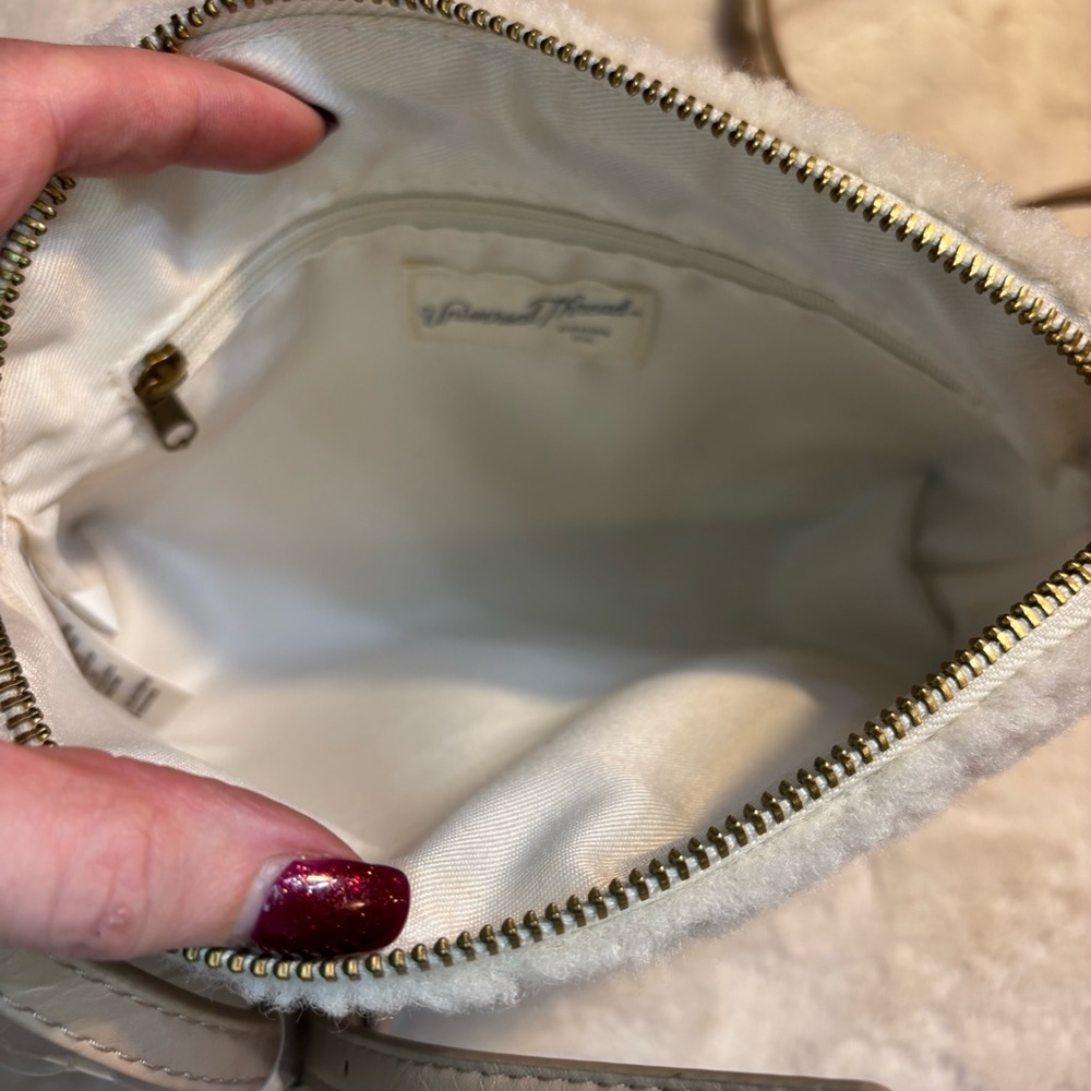NWT Universal Thread Crossbody Bag Addison Cream Sherpa Tan Vegan Leather Zipup - Picture 12 of 16